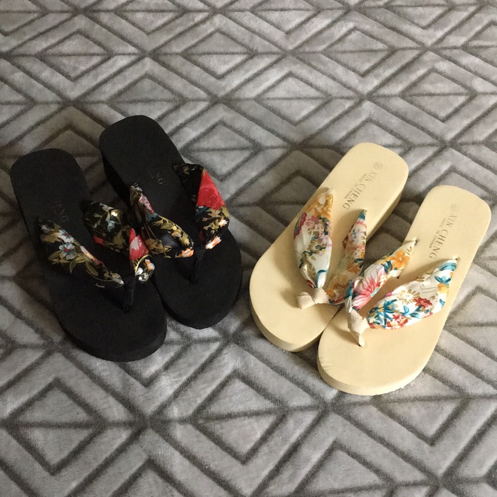 WEDGE SANDALS 👡